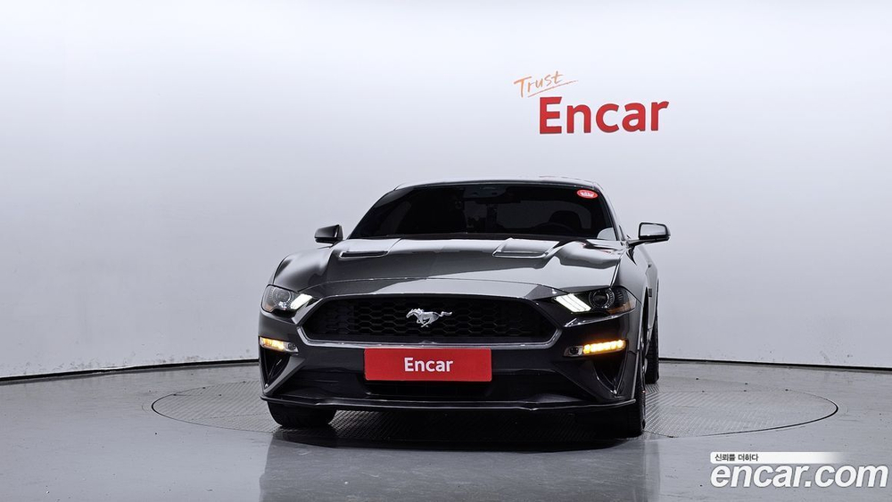Ford Mustang Coupe (06.2020)