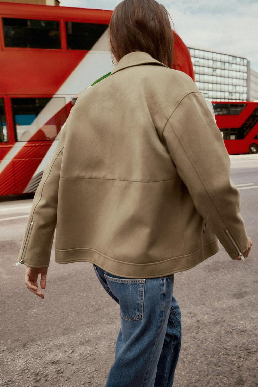 ZARA КУРТКА-КОСУХА ИЗ ИСКУССТВЕННОЙ ЗАМШИ, РЫЖЕВАТО-КОРИЧНЕВЫЙ