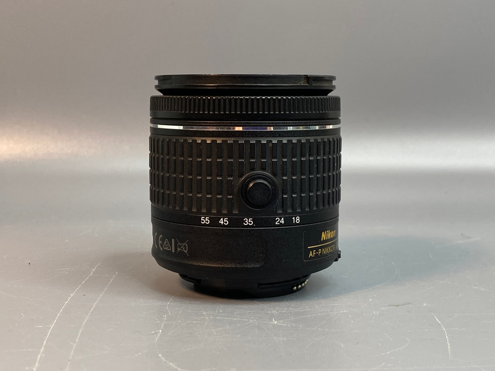 Nikon D3500 Kit 18-55mm 31.200 кадров