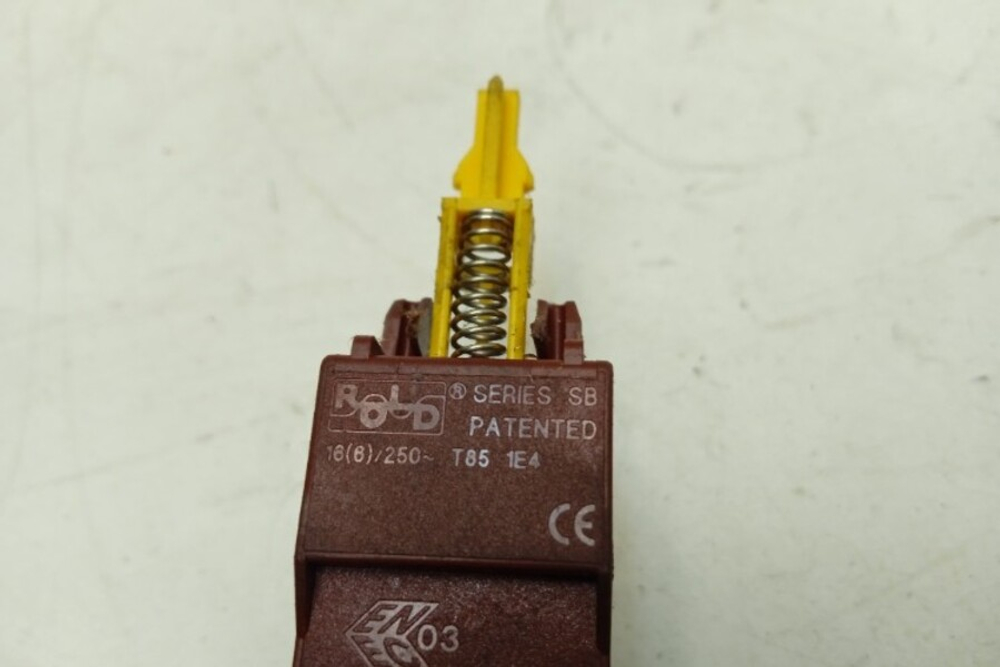 FE925N кт147 Сетевая кнопка для стиральной машины Zanussi FE925N б/у