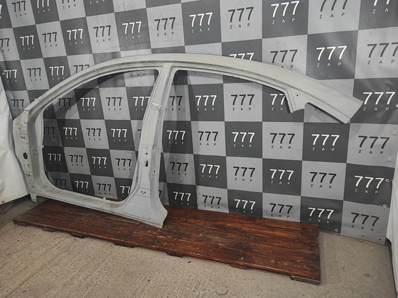 Боковина левая Nissan Almera 3 (G15) Новая Оригинал 760234AA8A