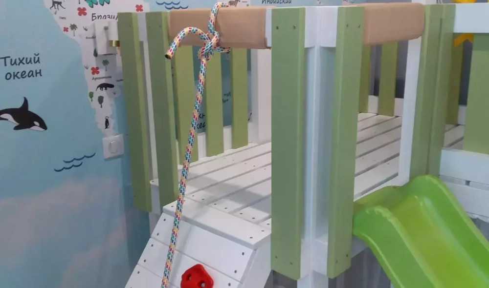 Игровой комплекс из дерева"Baby - 8"