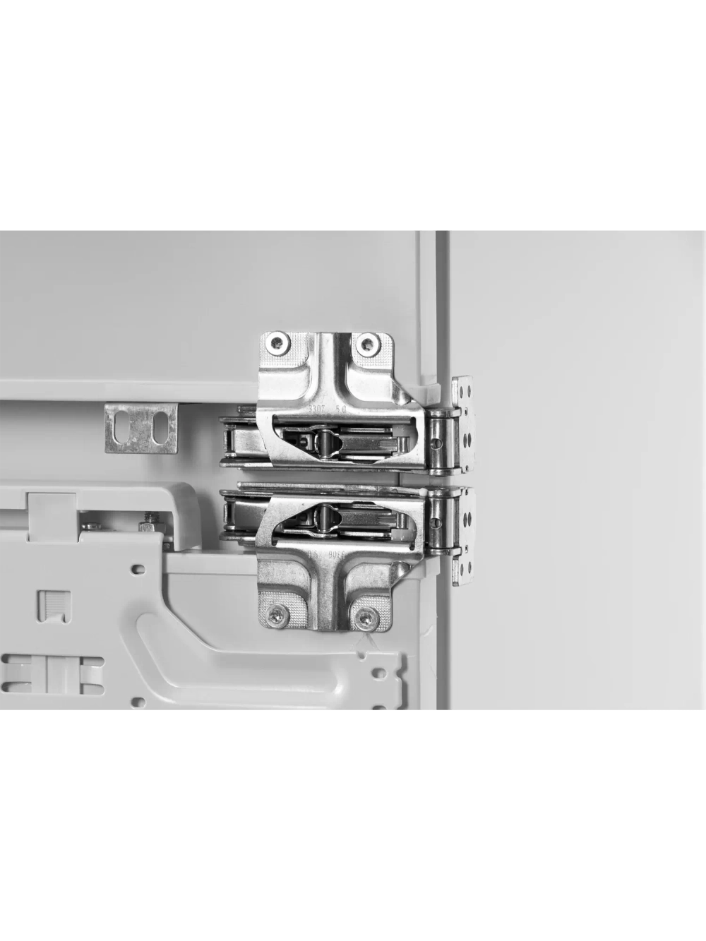 Встраиваемый холодильник Hiberg i-RFCB 455F NFW