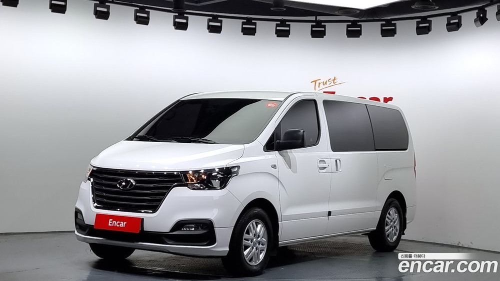 Hyundai The New Grand Starex Van 3-х местный (11.2020)