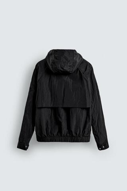ZARA ЛЕГКАЯ НЕПРОМОКАЕМАЯ КУРТКА ИЗ ВЫСОКОТЕХНОЛОГИЧНОЙ ТКАНИ, ЧЕРНЫЙ