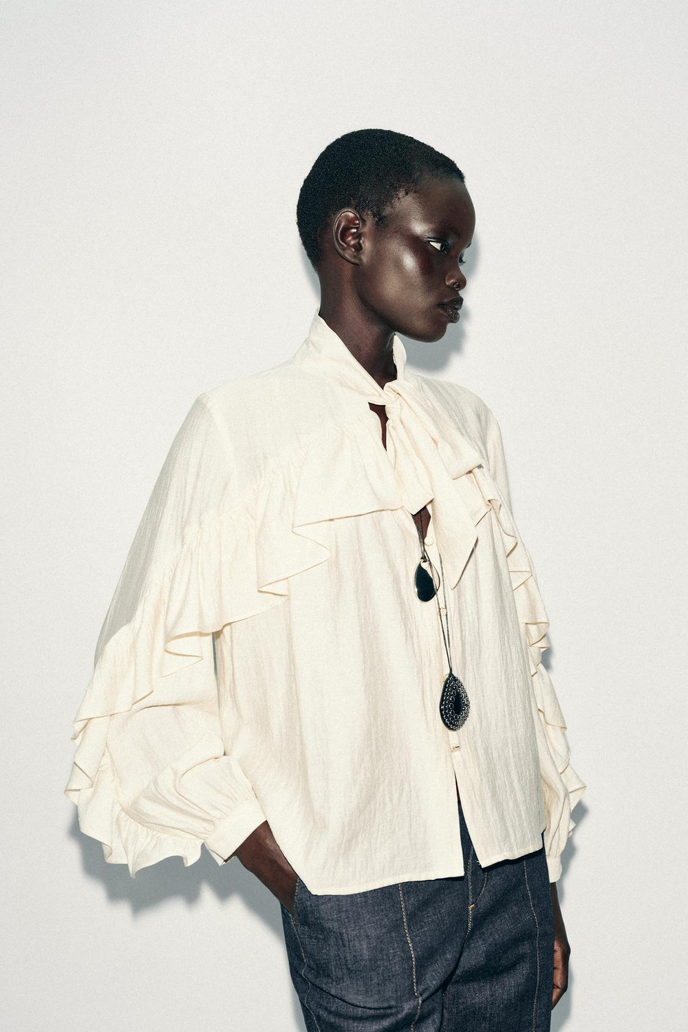 ZARA БЛУЗА С ВОЛАНАМИ И БАНТОМ, ЭКРЮ