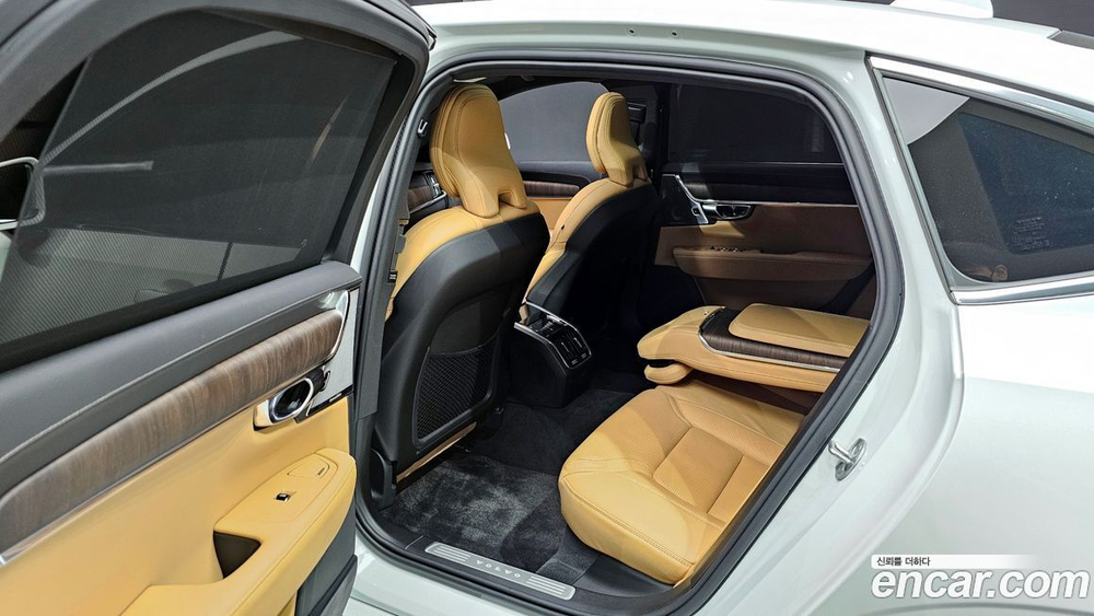 Volvo S90 B5 Ultimate Bright (11.2022)