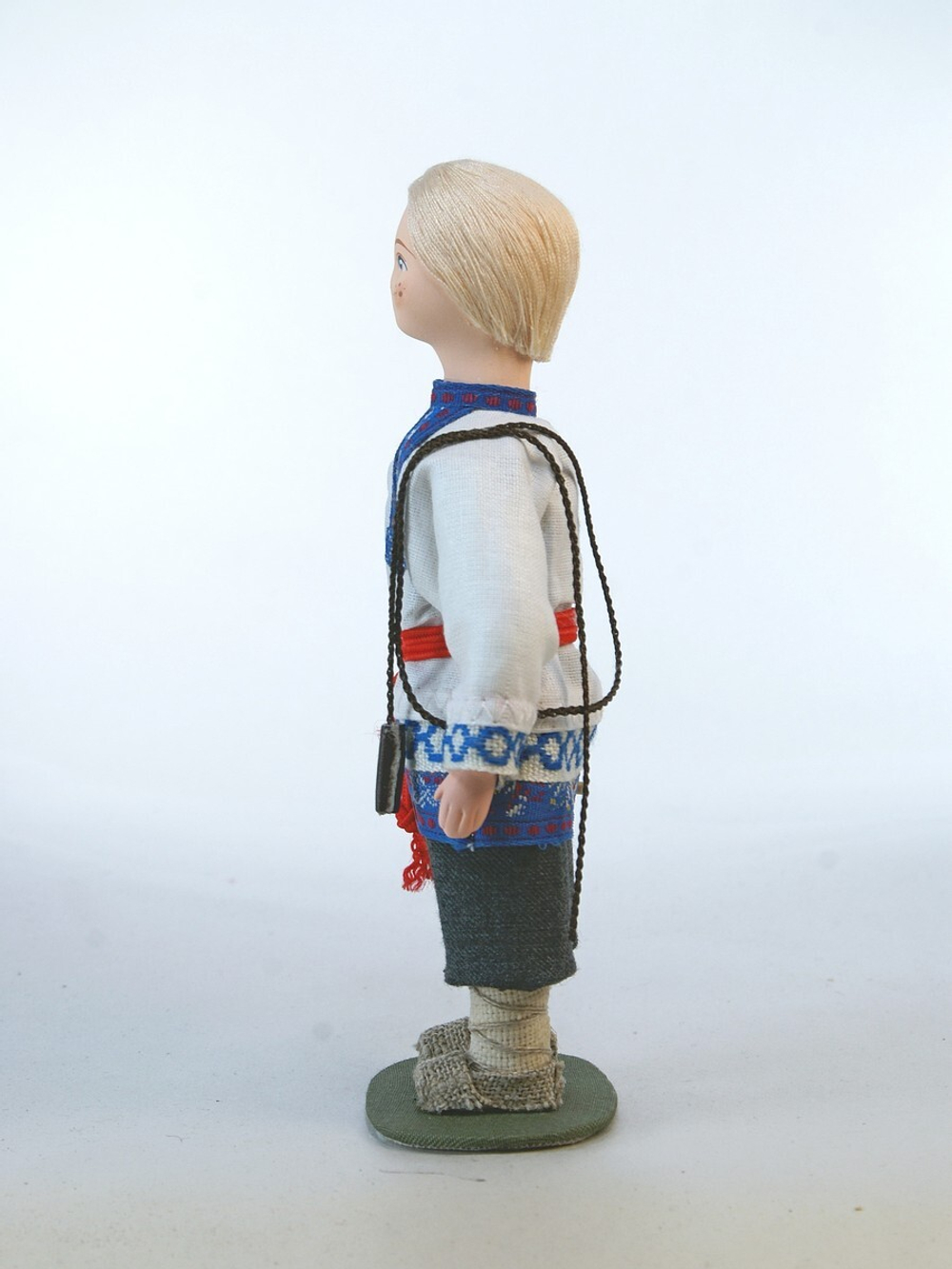 Кукла коллекционная мальчик-пастушок