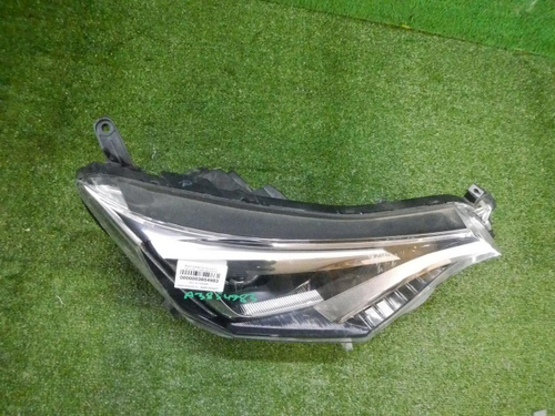 Фара правая Toyota RAV4 4 CA40 (2015-2019) LED