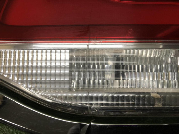 Фонарь правый внутренний Land Cruiser 200 (15-21)