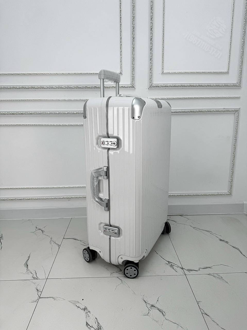 Дорожный чемодан Rimowa