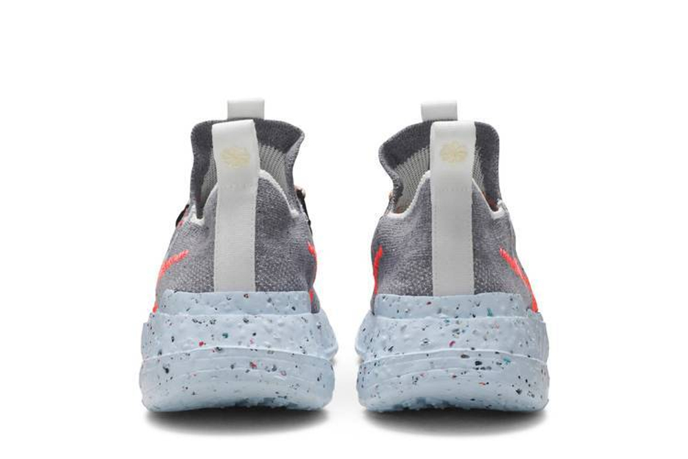 Кроссовки Nike Space Hippie 01