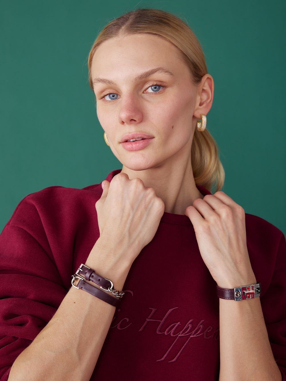 СВИТШОТ CHIC HAPPENS BORDO