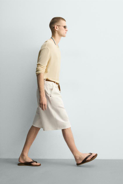 ZARA ШОРТЫ RELAXED FIT СО СКЛАДКАМИ, БЕЛЫЙ