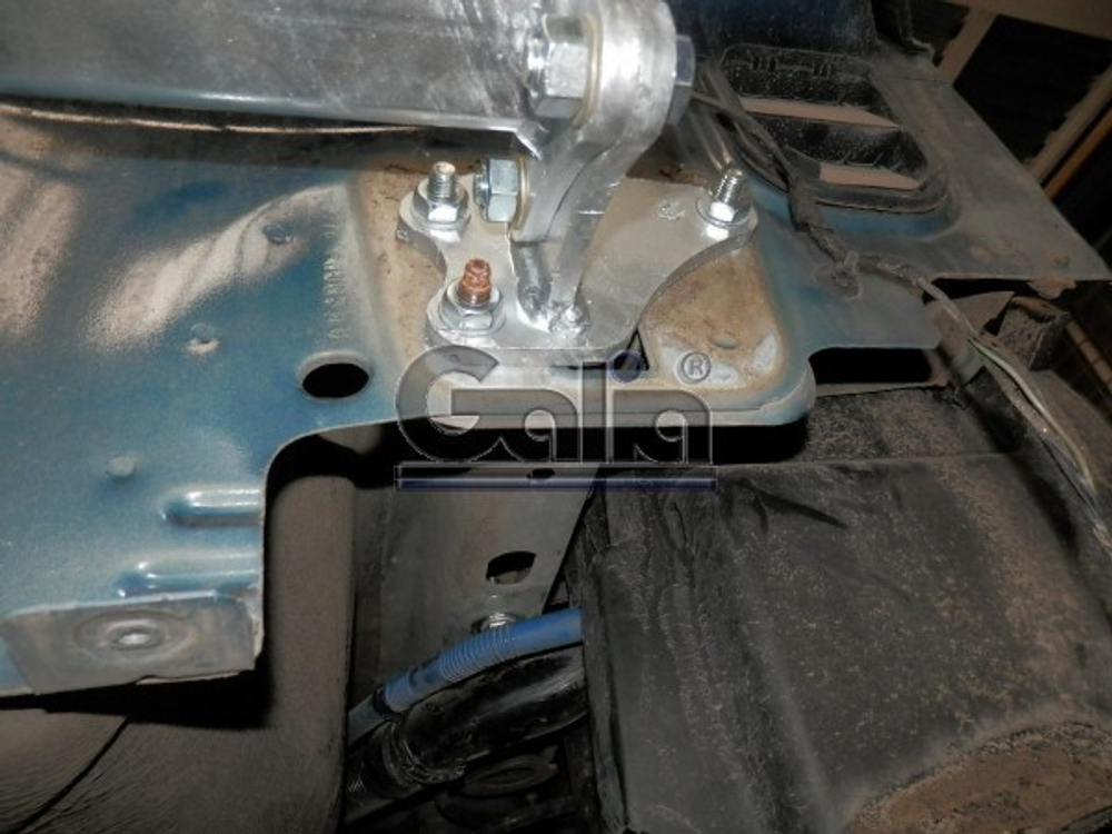 Фаркоп оцинкованный Galia F101C для Opel Corsa D 2006-2014, FIAT Grande Punto 2005-2010, Grande Punto Evo 2005-2010, Alfa Romeo MiTo 2008-2018(паспорт и сертификат в комплекте)(без электрики)