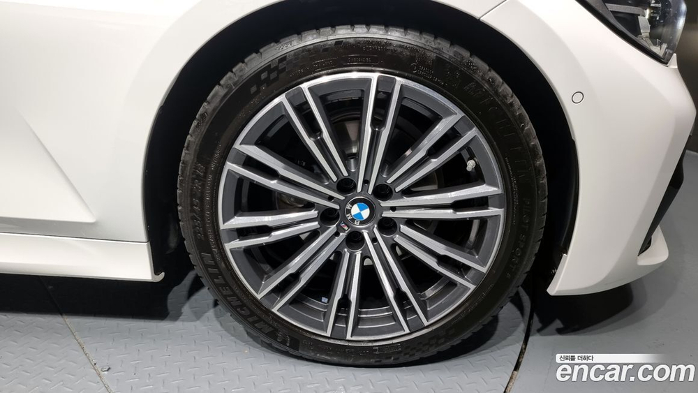 BMW 3 Series (G20) 320i M Sports (03.2021)