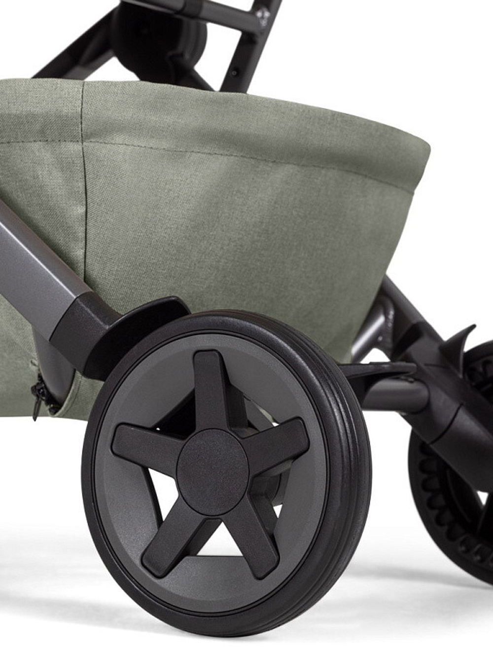 Детская прогулочная коляска Joolz Aer 2 SE с бампером и подстаканником Sage Green