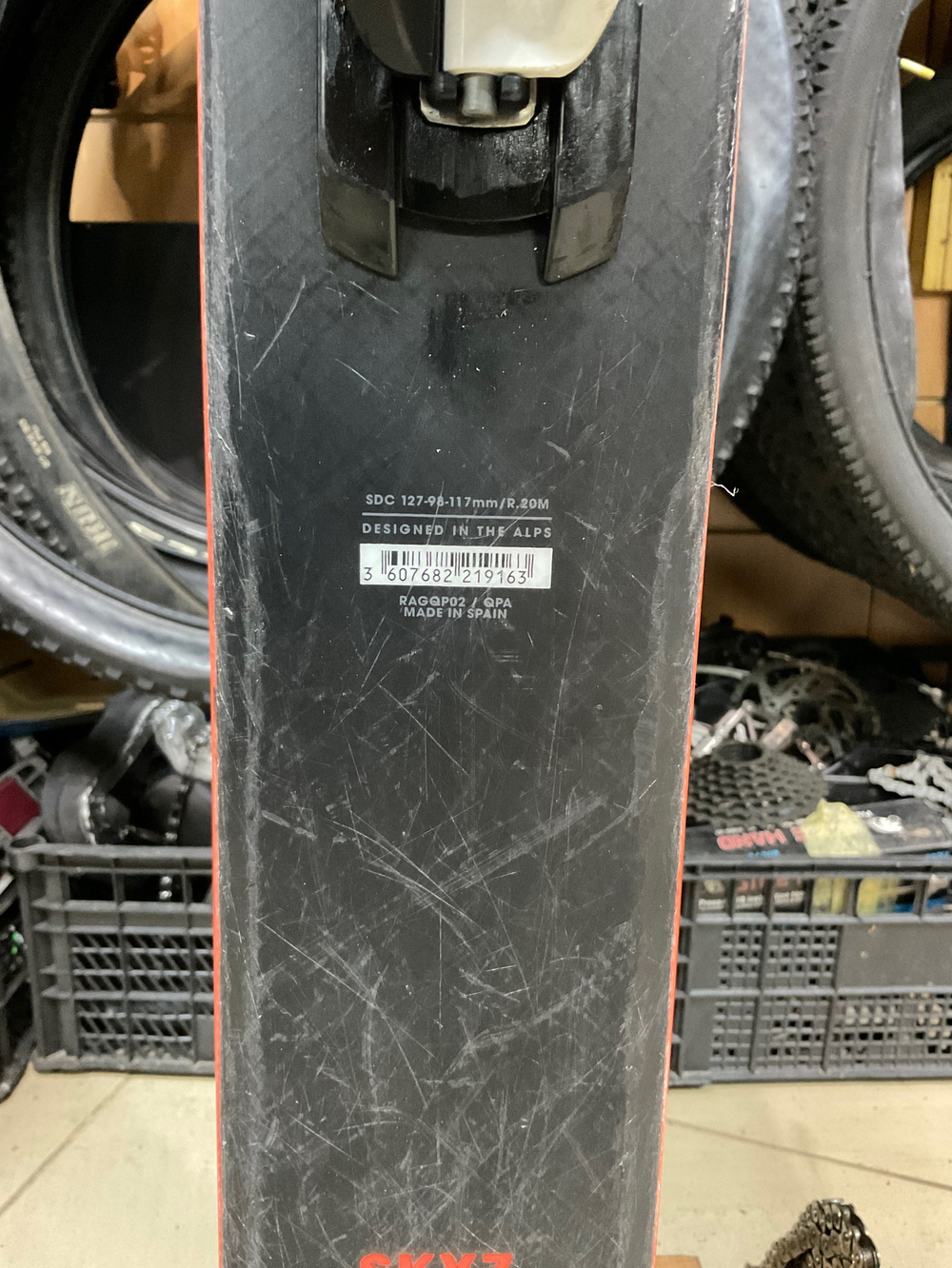 Горные лыжи ROSSIGNOL SKY 7 HD самый дешевый в Москве , отправка вся Россия , купить дешево только в магазине Yabegu.ru