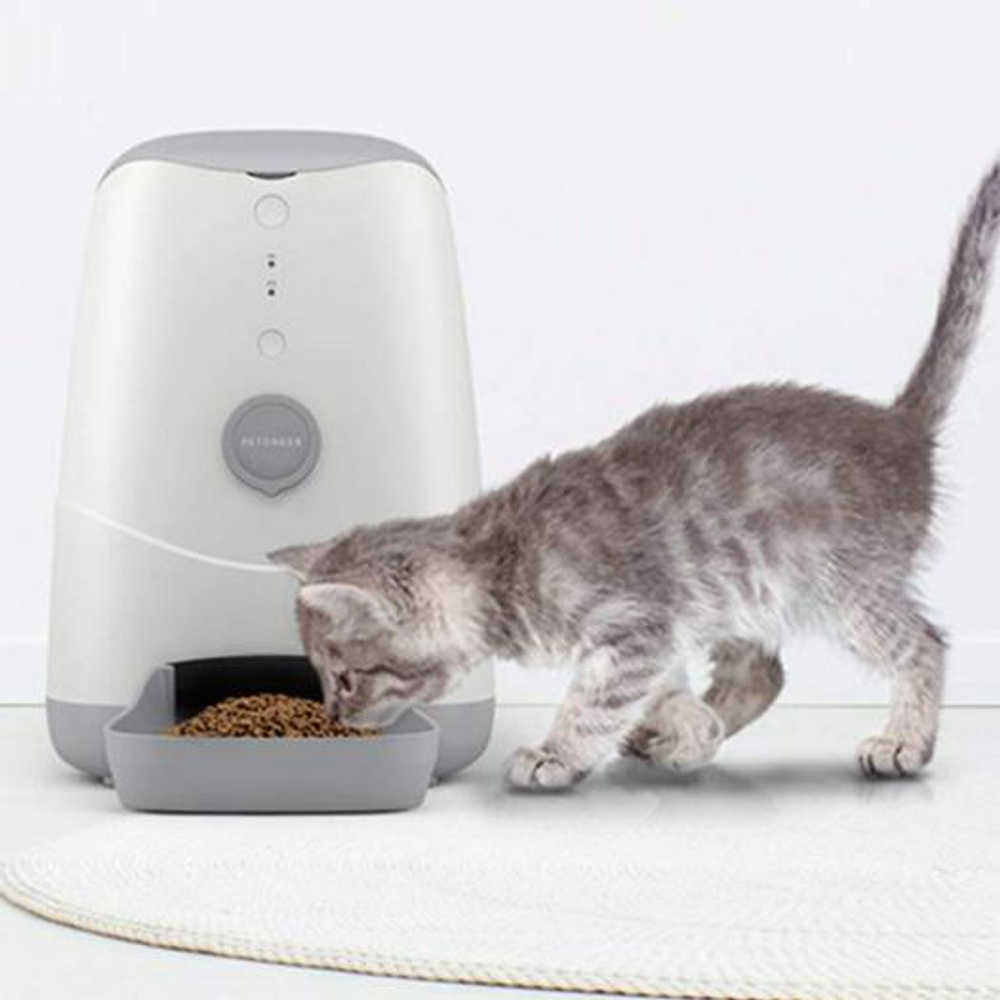 Умная кормушка для кошек и собак Petoneer Nutri