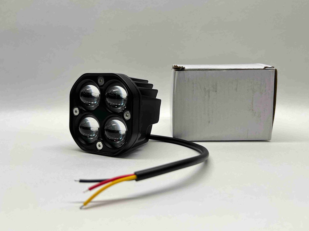 Светодиодная фара, 4 диода, 4D линза, 12-24 вольта, двухрежимная, направленный дальний свет, белый + желтый свет (за 1 шт.)