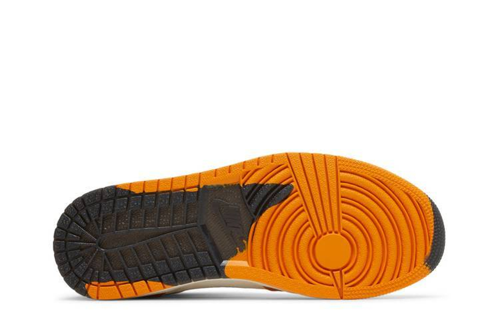 Кроссовки Jordan Air Jordan 1 Element Gore-Tex "Light Curry" 3M