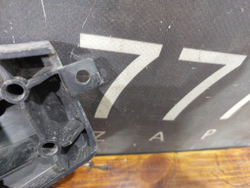 Кронштейн переднего бампера правый Volvo S60 2 10-18 Б/У Оригинал 30796626