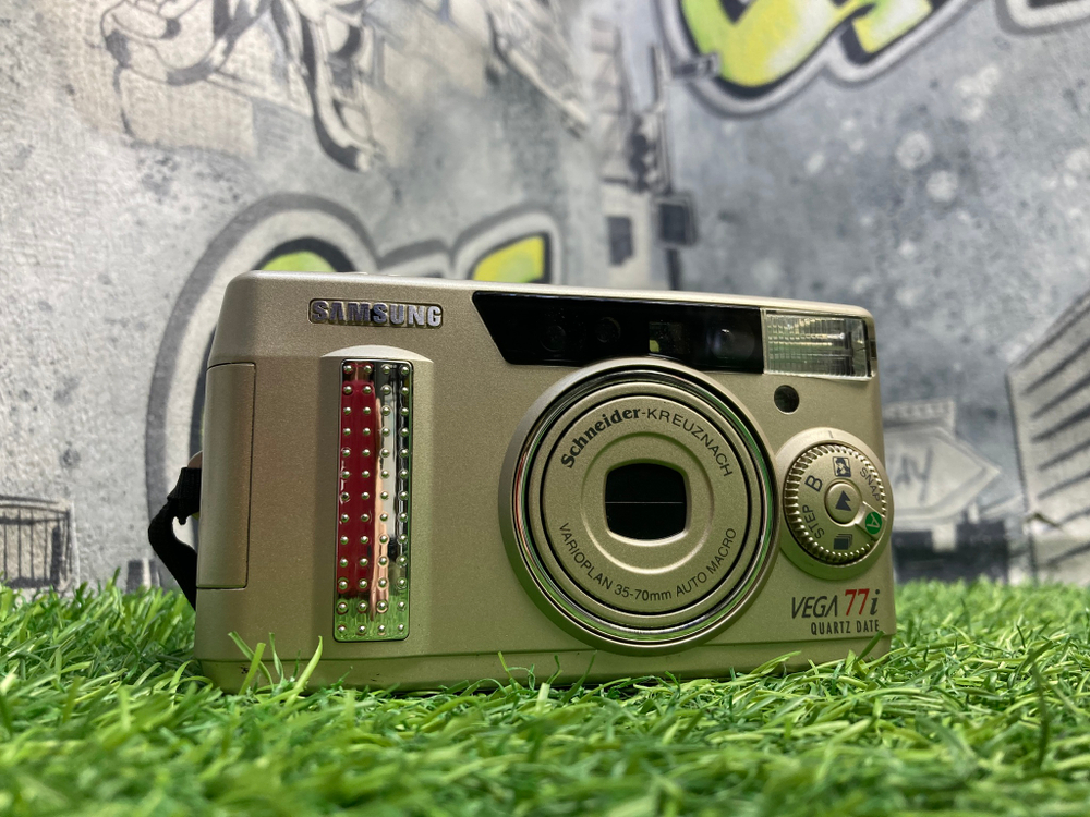 Samsung Vega 77i