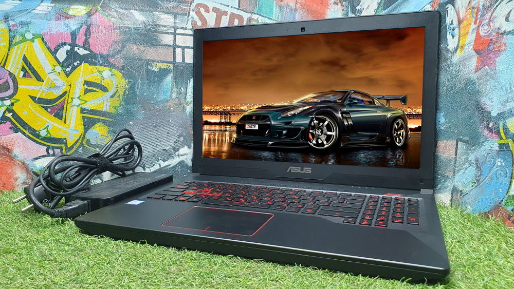 Игровой ASUS i5-7/8Gb/GTX 1050 2Gb/FHD/FX503VD-E4235T [90nr0gn1-m04540]/Windows 10