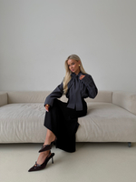 Блуза с бантом серый