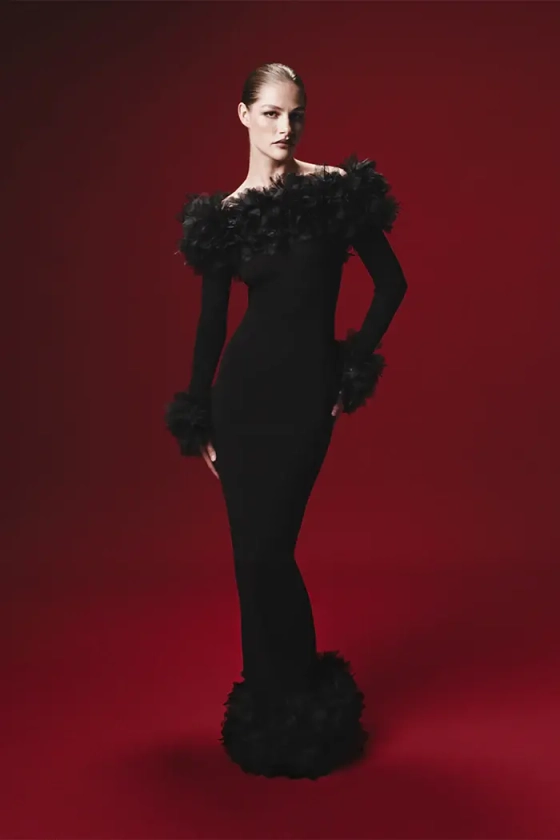 Платье макси из трикотажа с цветочной отделкой