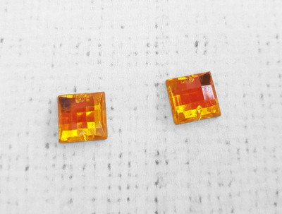 Стразы пришивные, акрил р. 1х1 см