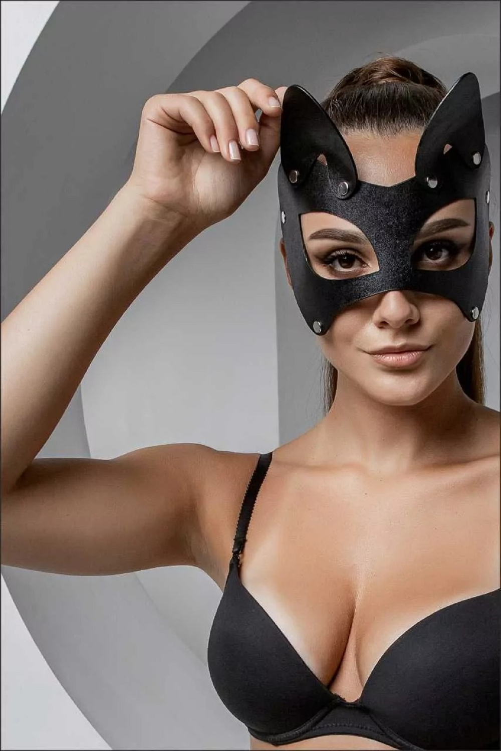 Маска Кошечка классическая кожа черный