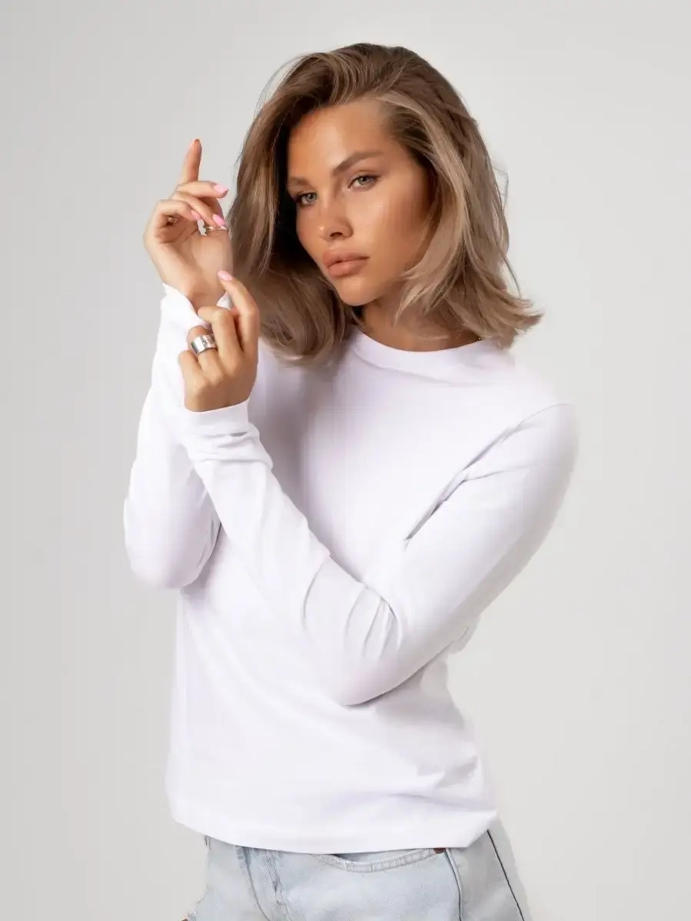 Белый лонгслив трикотажный классический хлопок