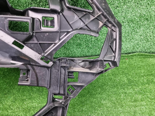 Кронштейн ПТФ правый BMW X1 F48 (2019-2022)