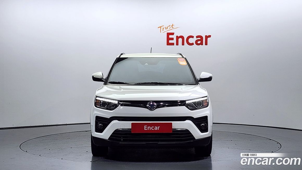KG Mobility (Ssangyong) Very New Tivoli Дизель 1.6 2WD (04.2020)