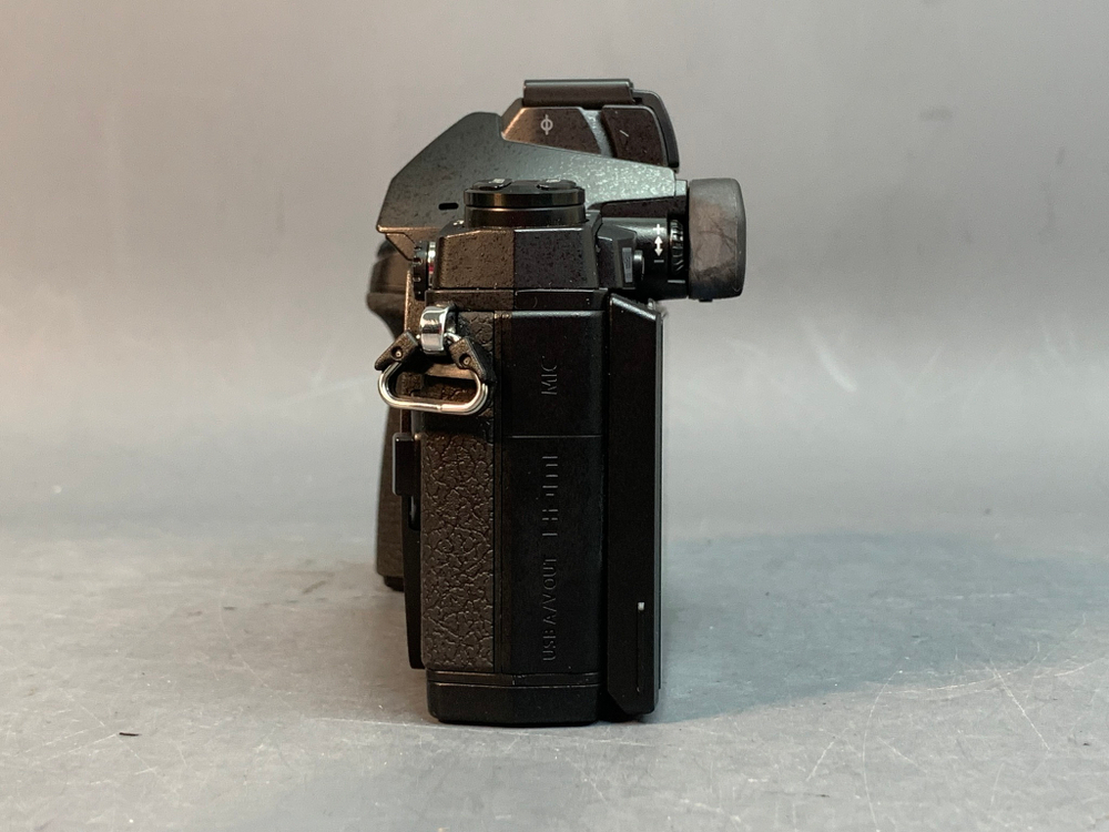 Olympus OM-D E-M1
