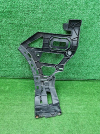 Кронштейн зад. бампера Porsche Cayenne Coupe 19-23