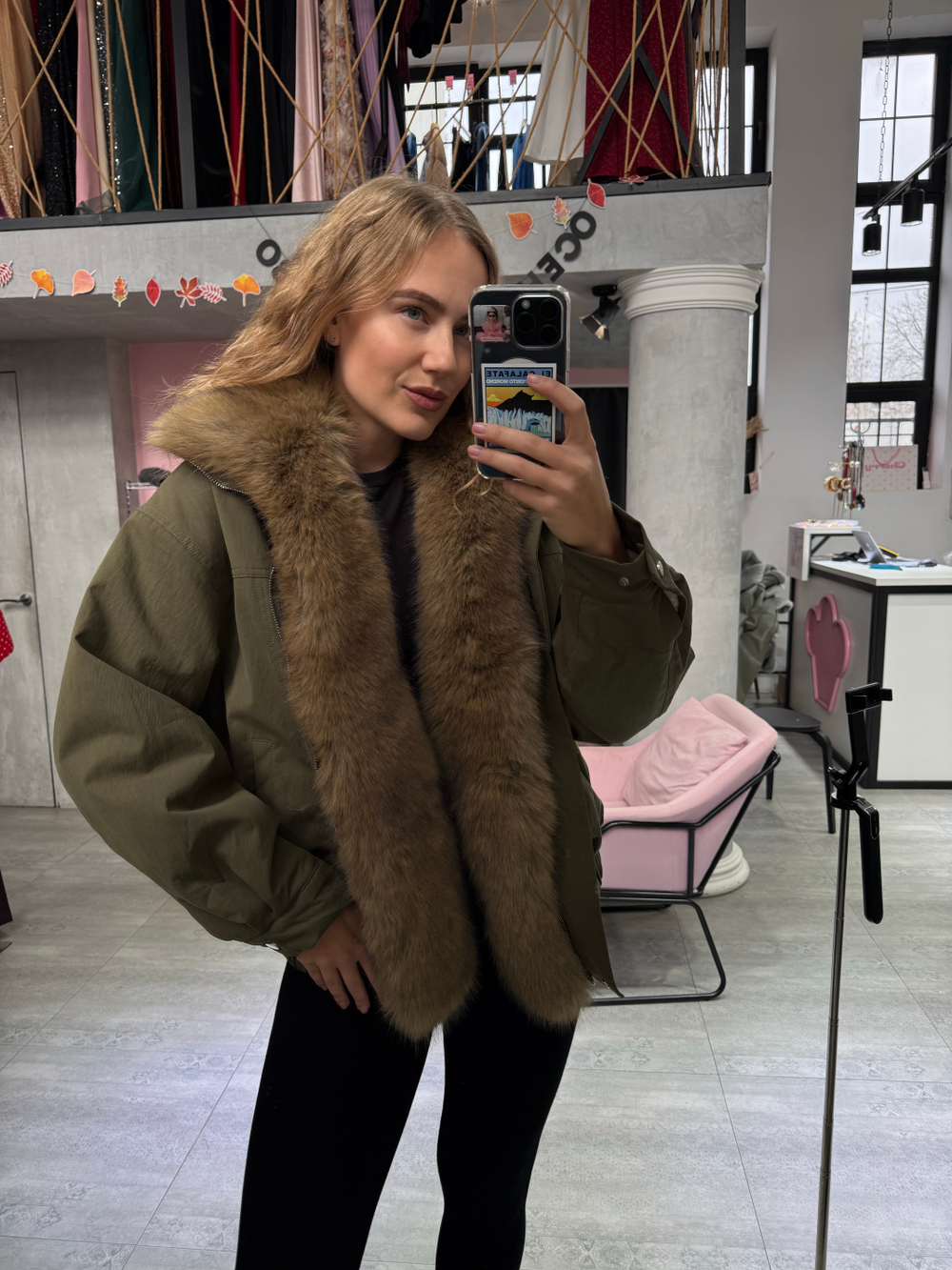 Парка оливковый