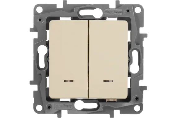 Выключатель Legrand Etika 2 клавиши с индикатором слоновая кость 25678