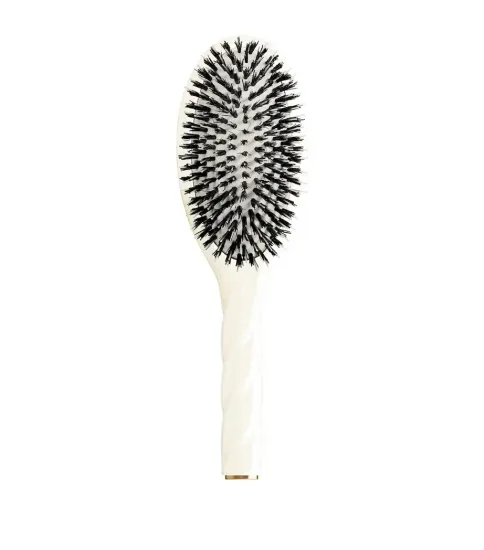La Bonne Brosse N.02 The Essential Do It All Brush