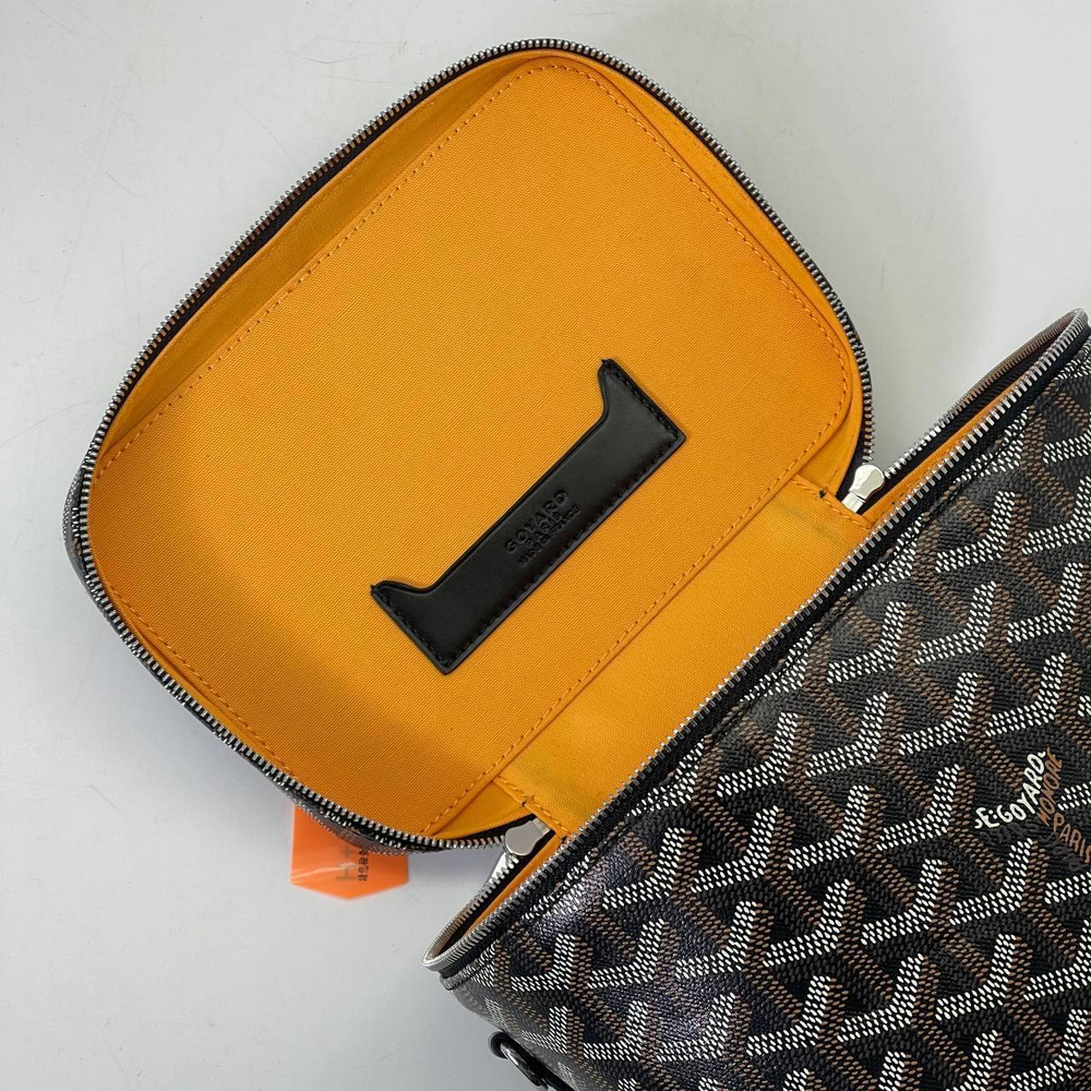 Косметичка Goyard
