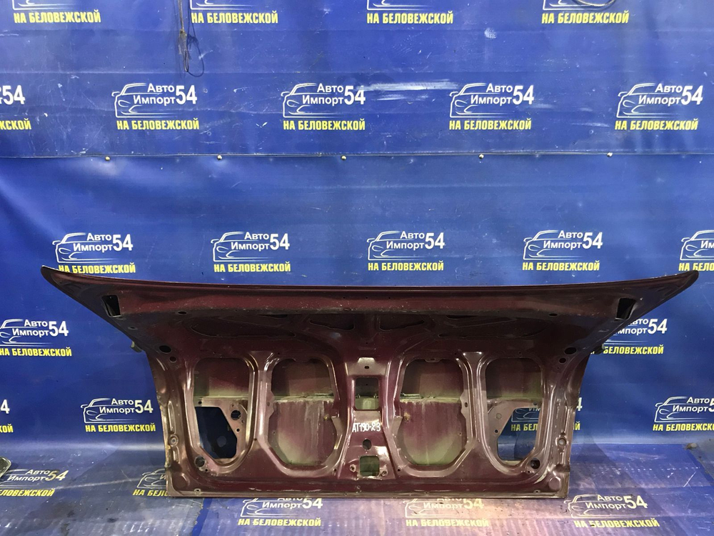 Крышка багажника TOYOTA CARINA E 1997