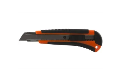 Нож канц. 18 мм пласт. LAMARK мет.напр. СК1203