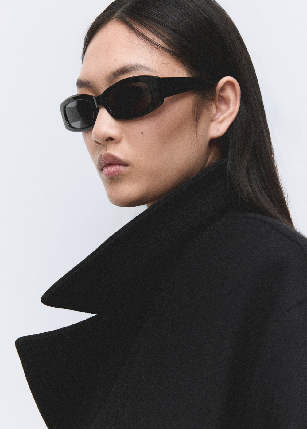 Пальто из шерсти с поясом