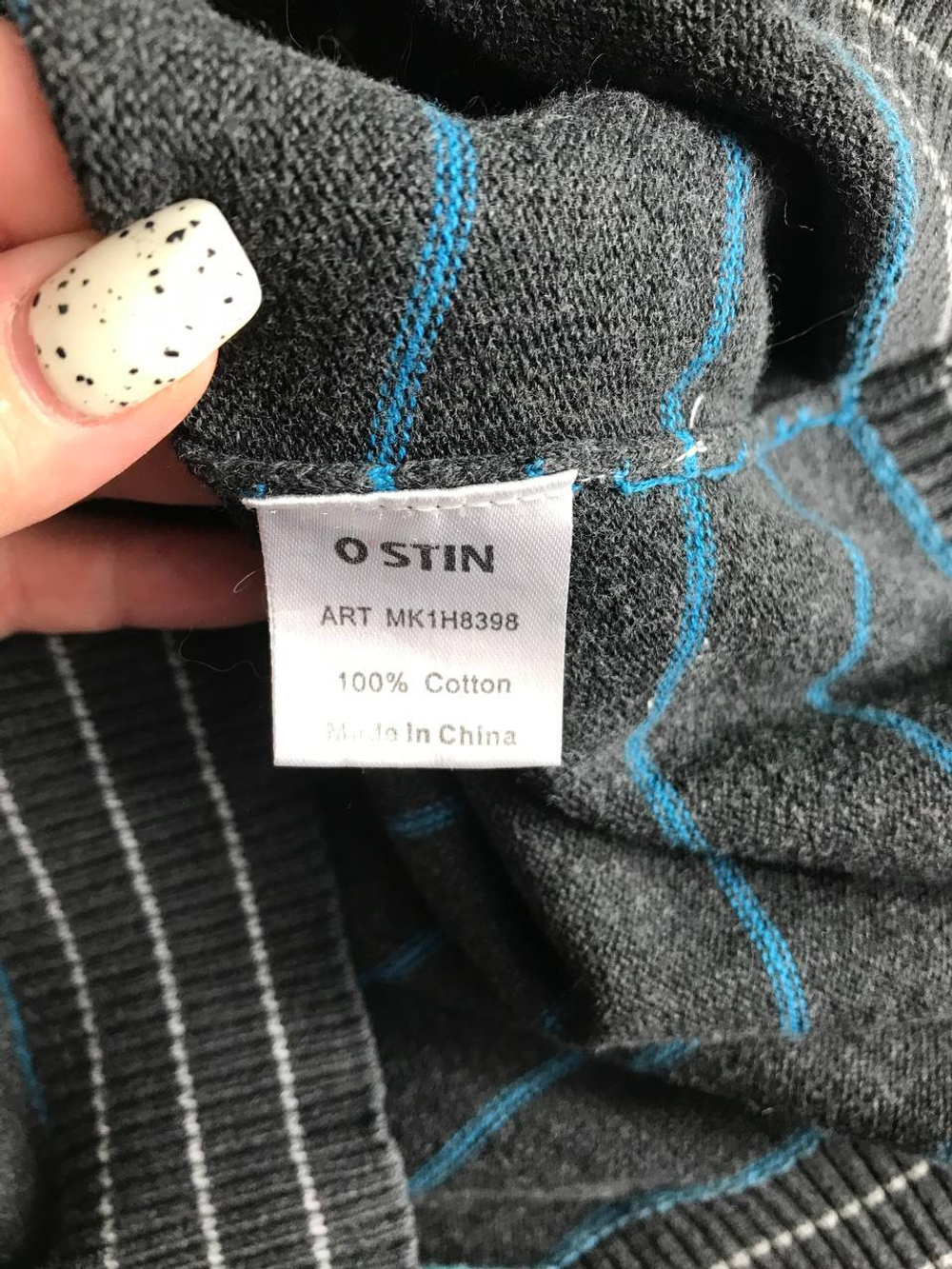 Джемпер Ostin практичный, маркировка S, визуально на 44/46 размер