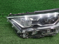 Фара левая Toyota RAV4 5 XA50 (2018-н.в.) LED