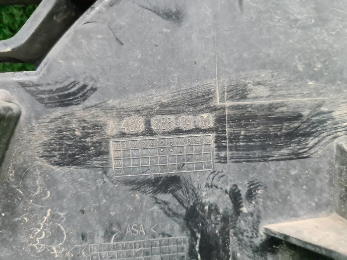 Решетка радиатора Mercedes G W463 (2018-2024)