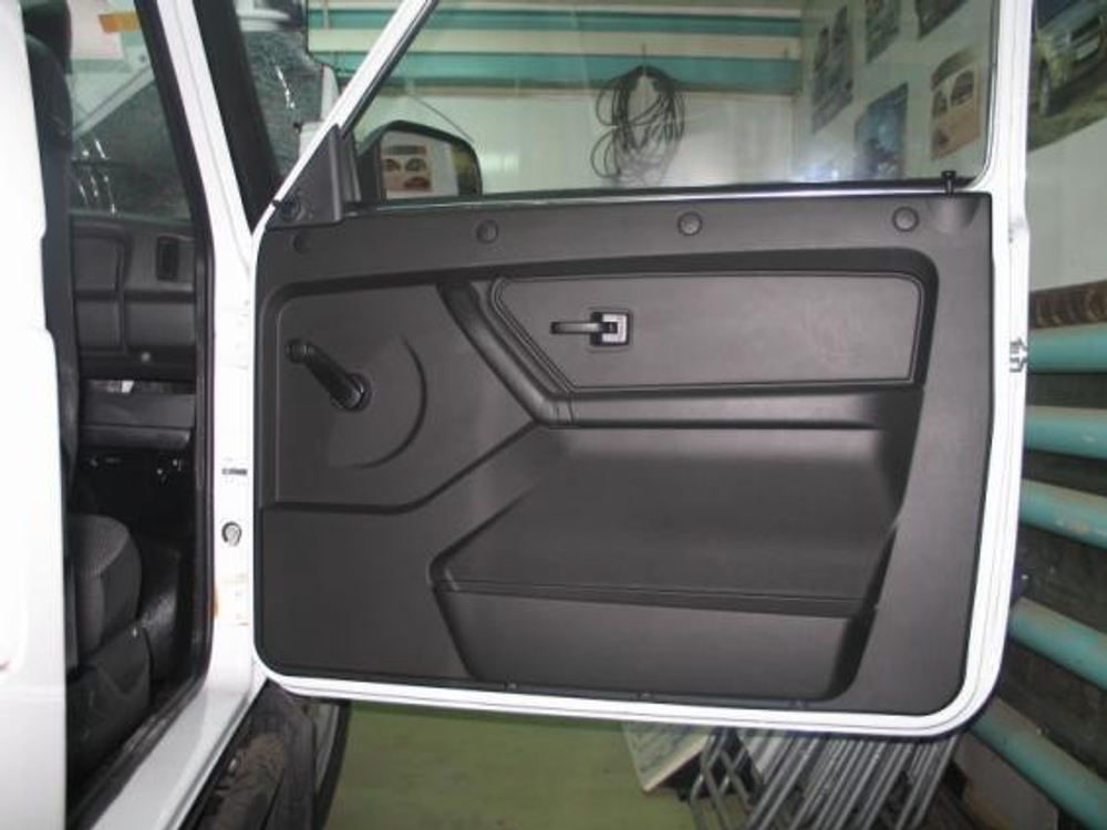 Пластиковая обивка дверей и багажника Нива 4x4/Урбан/Легенд  (3 дв/5 дв)