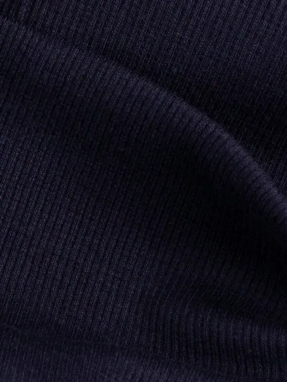 Шапка для мальчика осенняя с ушками и снуд