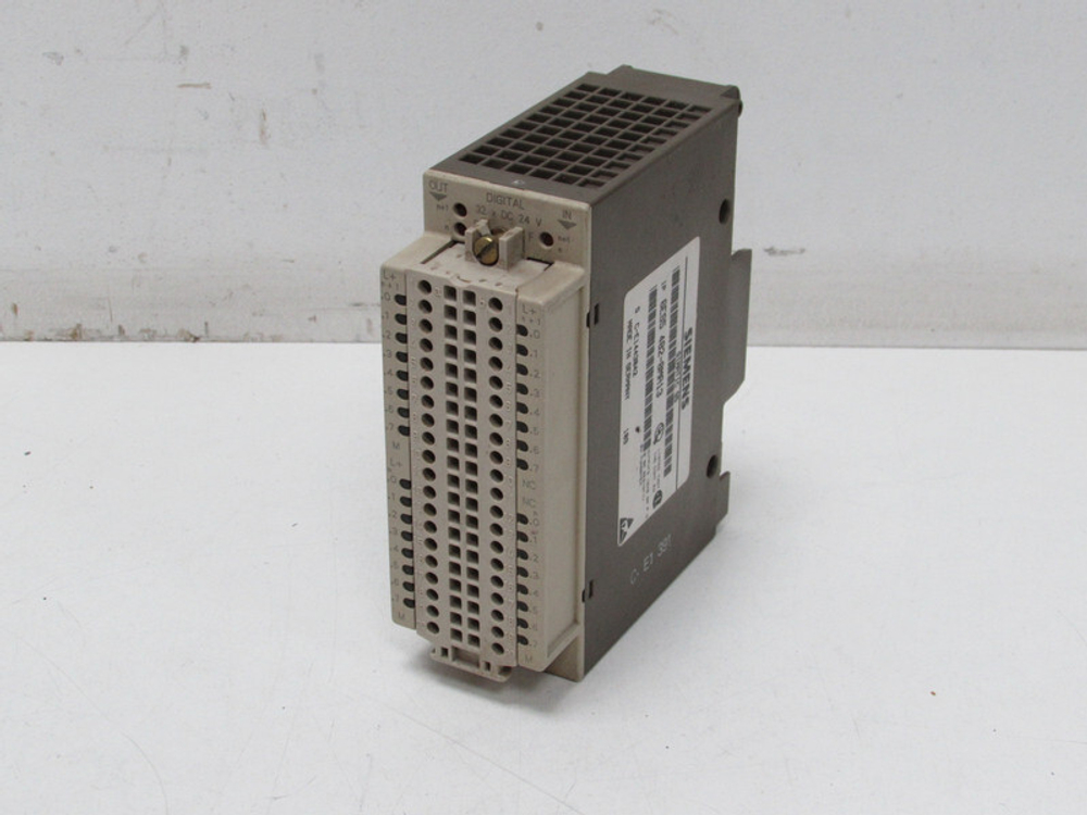 SIEMENS 6ES5 482-8MA13